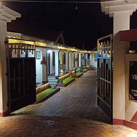 Viswamurti Resorts Chālsa Exterior foto